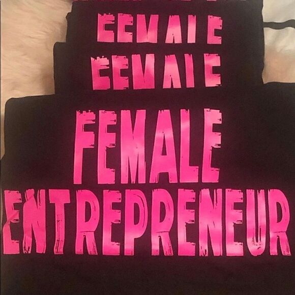 NEW Women’s “Female Entrepreneur” Tee Black/Pink - Picture 1 of 1